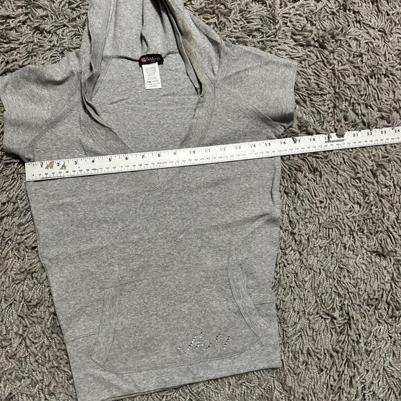 Y2K Gray Hooded Babytee Size L Boa Style - Picture 5 of 6